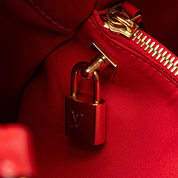 LOUIS VUITTON Red Monogram Leather Shoulder Bag - Picture 11 of 12